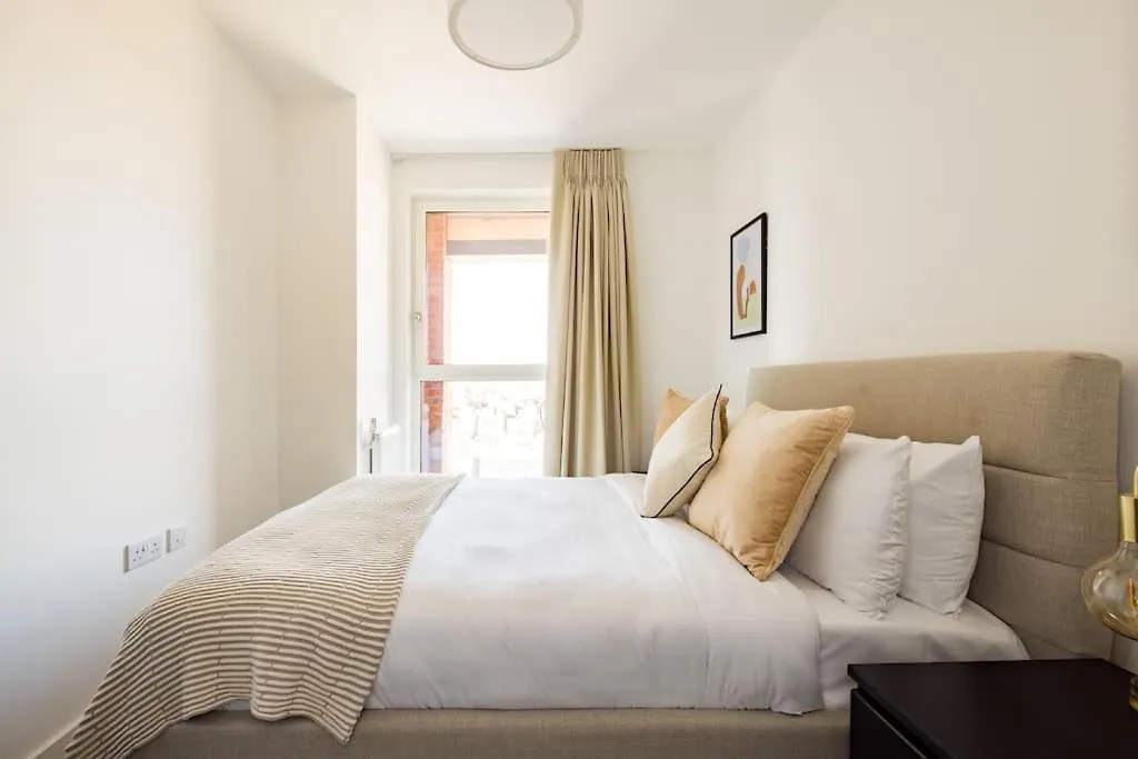 Wild Roses Serviced Apartments - Upton Park London United Kingdom