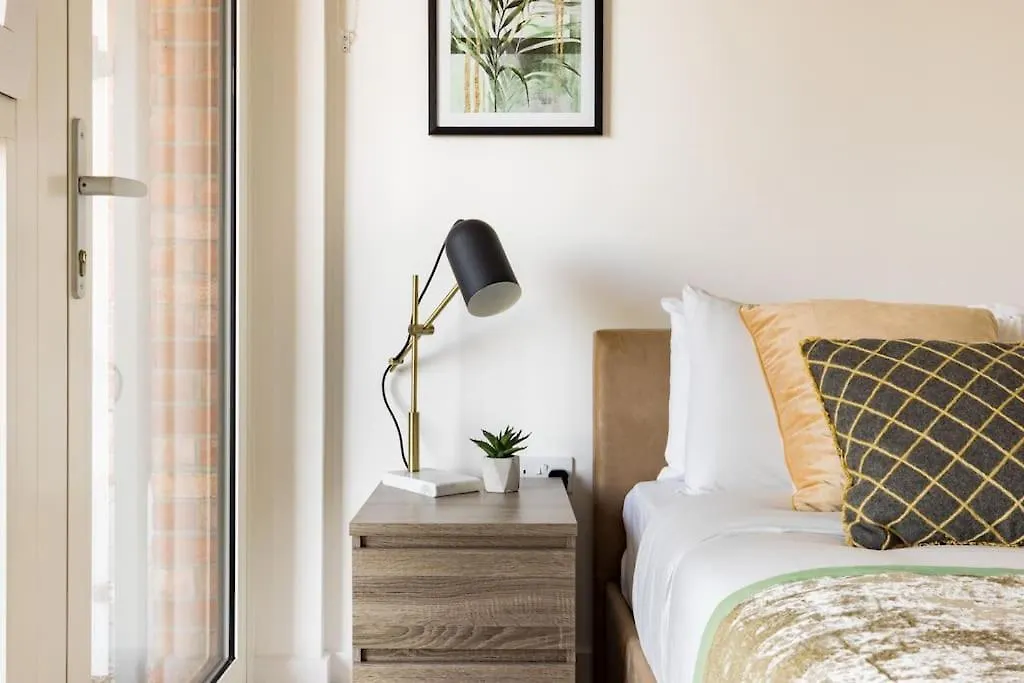 Wild Roses Serviced Apartments - Upton Park London 0*,  United Kingdom