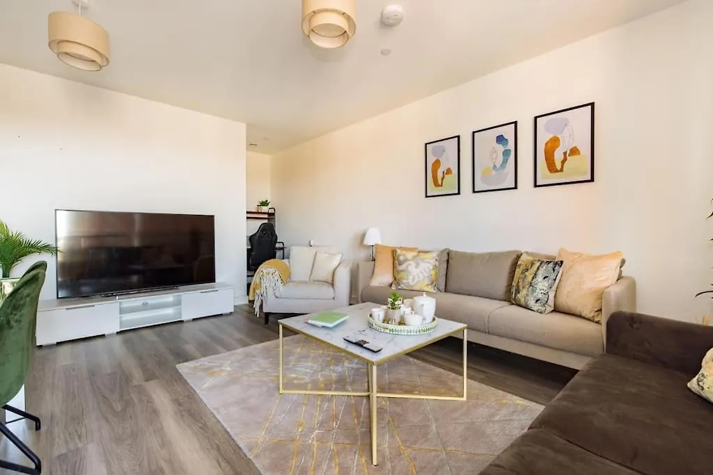 Wild Roses Serviced Apartments - Upton Park London 0*,