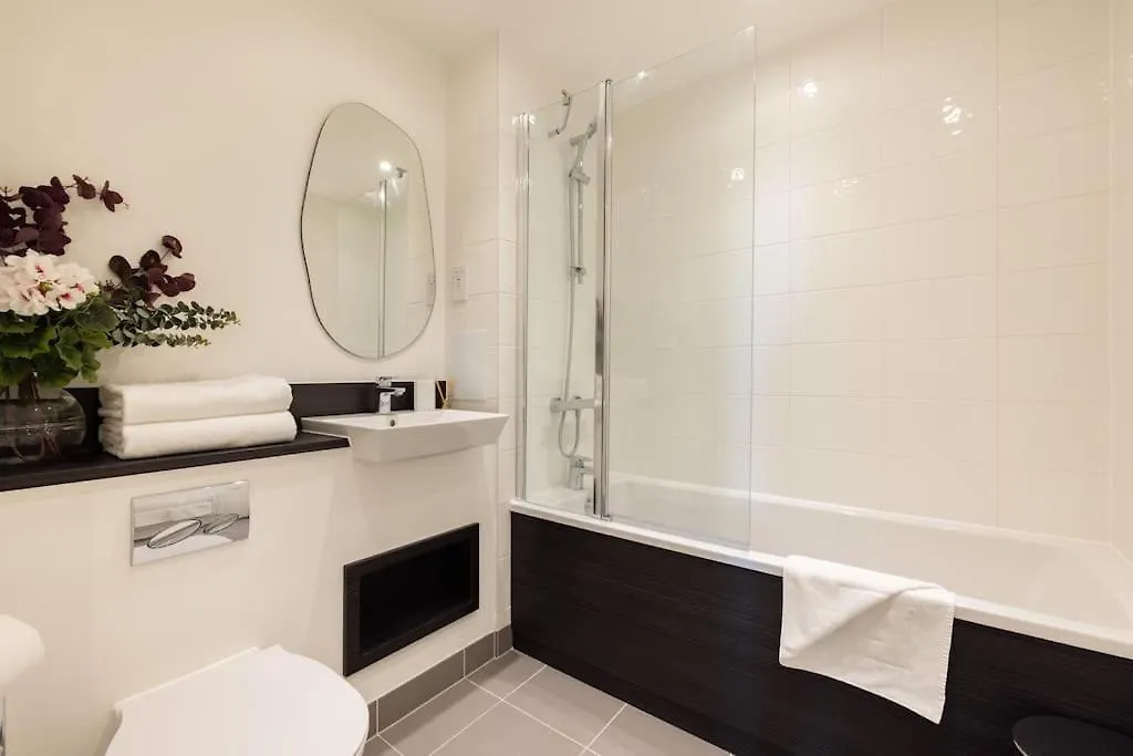 Wild Roses Serviced Apartments - Upton Park London United Kingdom