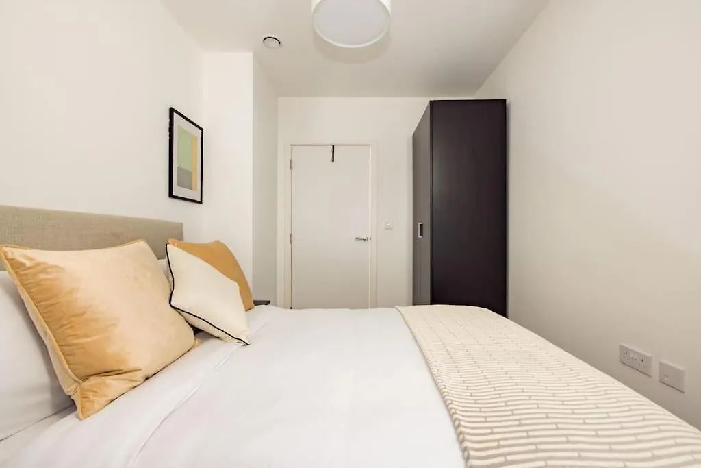 Wild Roses Serviced Apartments - Upton Park London United Kingdom