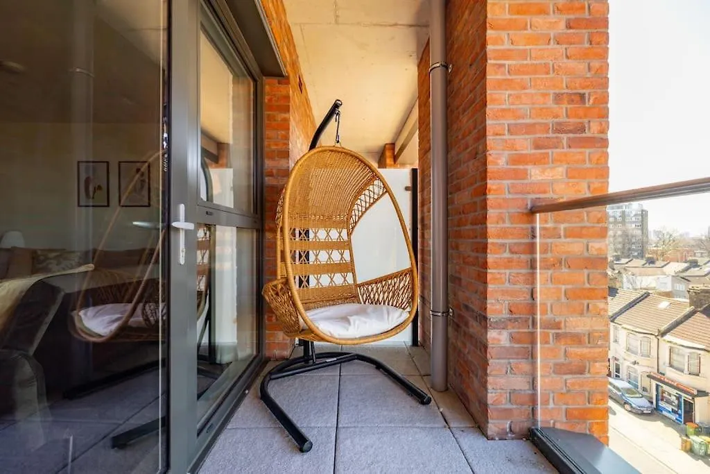 Wild Roses Serviced Apartments - Upton Park London 0*,